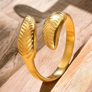 909. New 18k Gold plated Stainless Steel Double Leaf Adjustable Ring